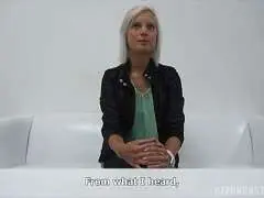 Beim Casting das blonde Mädel gefingert